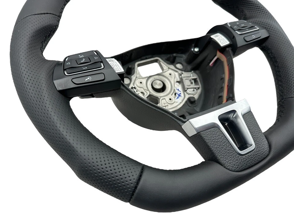 Lenkrad Lederlenkrad Vw Passat B6 B7 3C CC Multifunktion DSG Abgeflacht TAUSCH - Bild 3 von 4