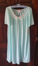 Vintage Shadowline Seafoam Green Nylon Embroidery Trim Nightgown 1X NWT