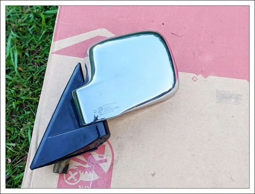 ✅ 1993 Isuzu Trooper Left LH Driver Side View Mirror w Chrome 010624 Japan OEM