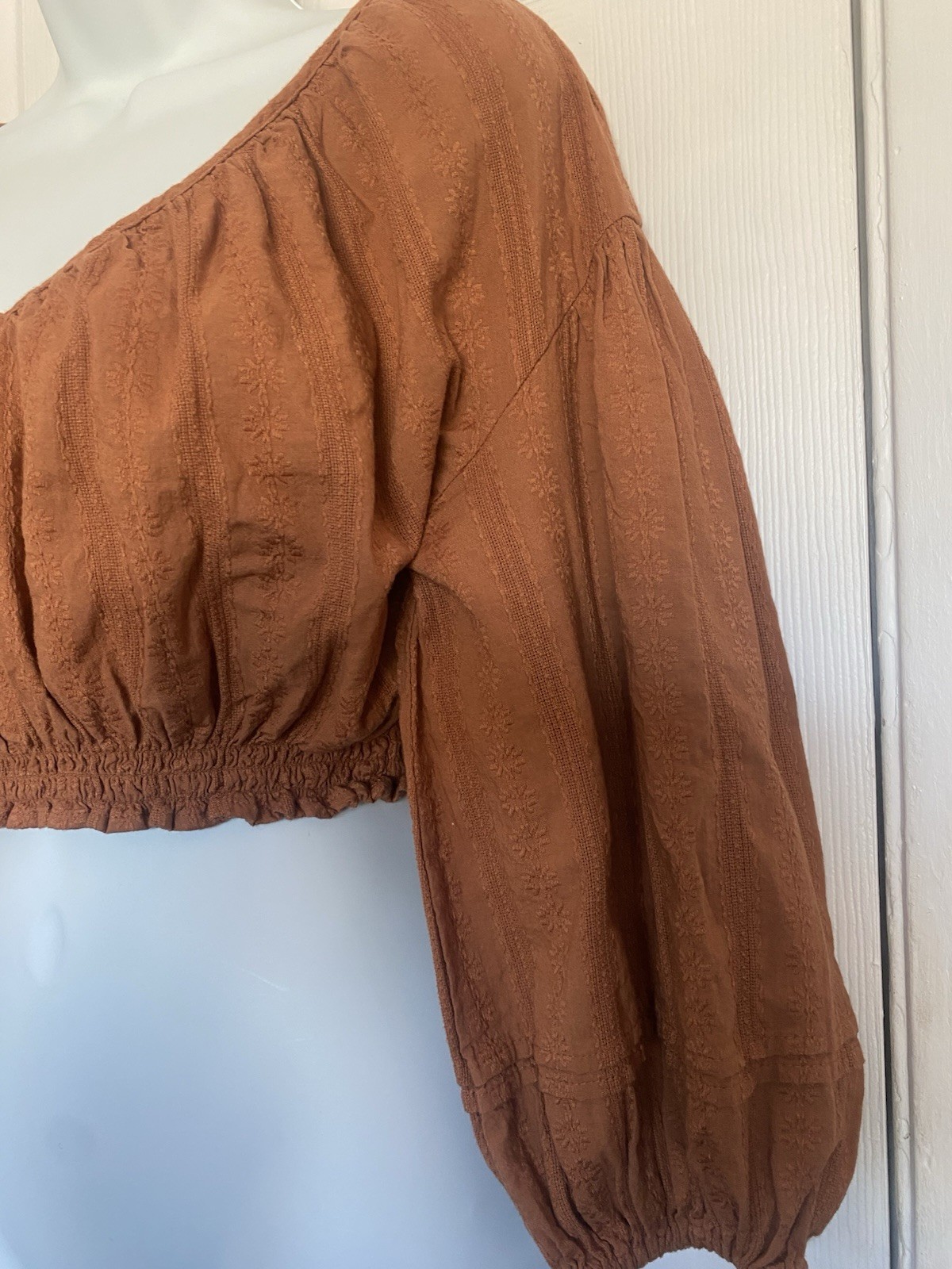 Women’s Universal Thread Cropped Orange Brown Lon… - image 5