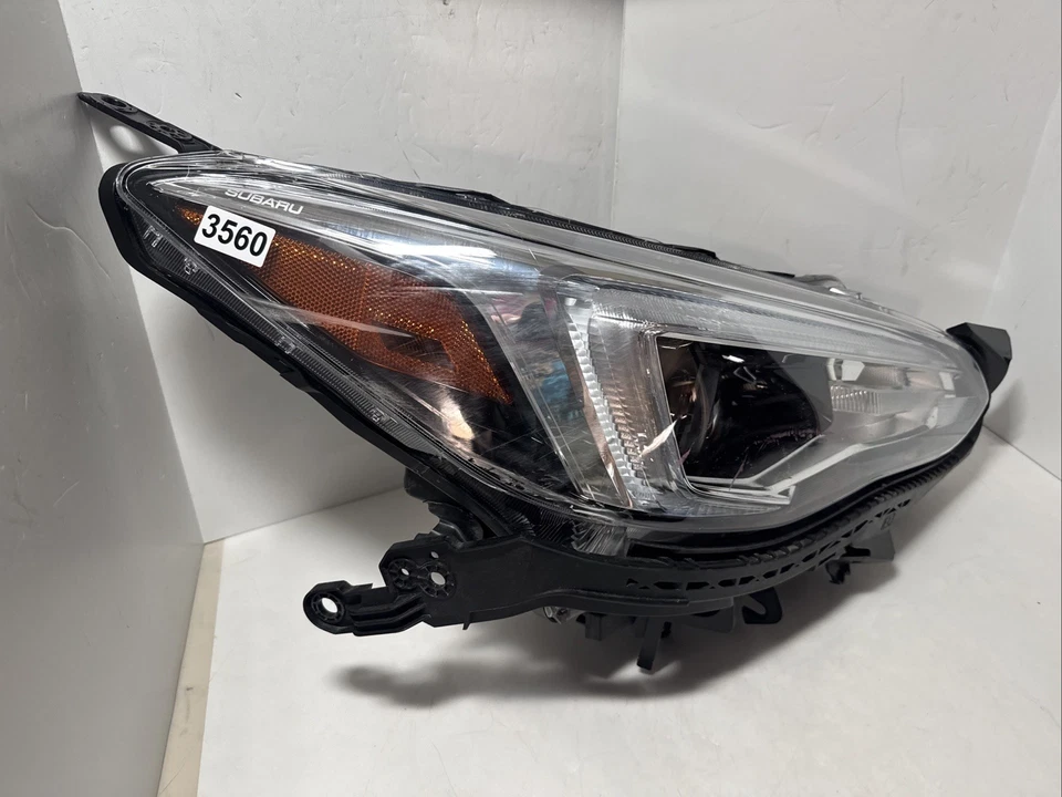 Faro LED pasajero derecho Subaru Crosstrek/Impreza 2021-2023 84002FL602 DAÑOS Foto 2 de 4