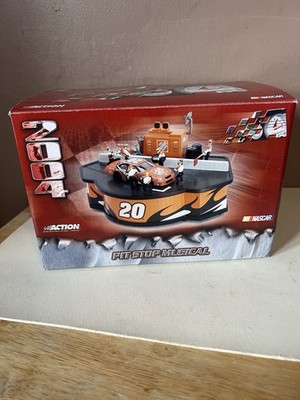 ACTION RACING 2004 Tony Stewart/Home Depot PIT STOP MUSICAL~Wind Up Music Box