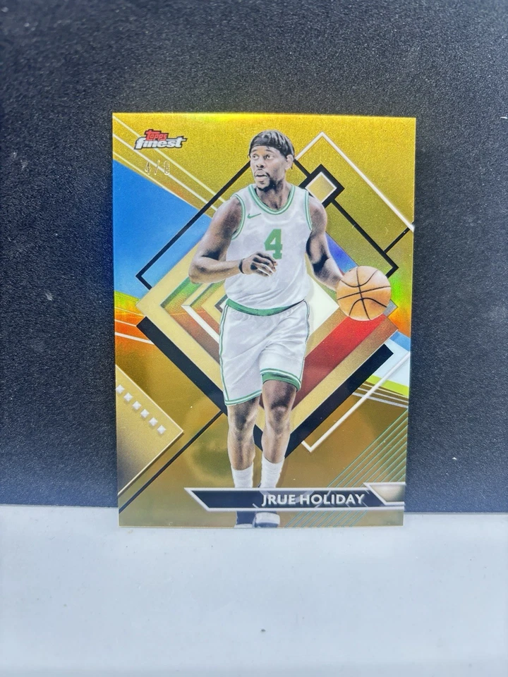 Topps Finest Baloncesto Oro 4/8 Raro Número Match Jrue Holiday Crnrs 2024 Foto 2 de 4