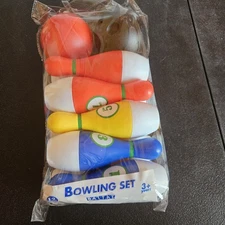 Battat 12-piece bowling set