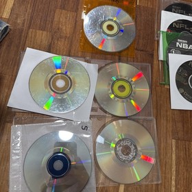 LOT OF 9 SEGA DREAMCAST GAMES, DISCS ONLY (UNTESTED) tomb raider ecco stinger nb