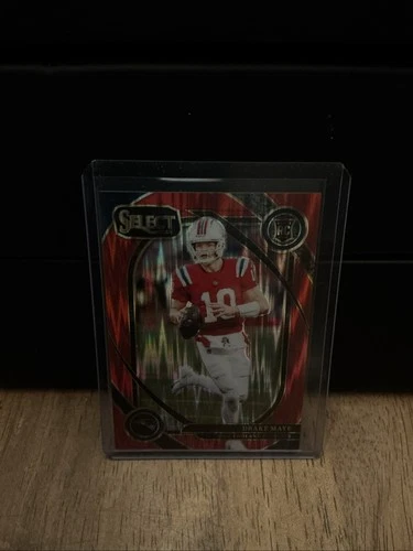 2024 Panini Select - Club Level Drake Maye #218 Red Shock Prizm /249 (RC)