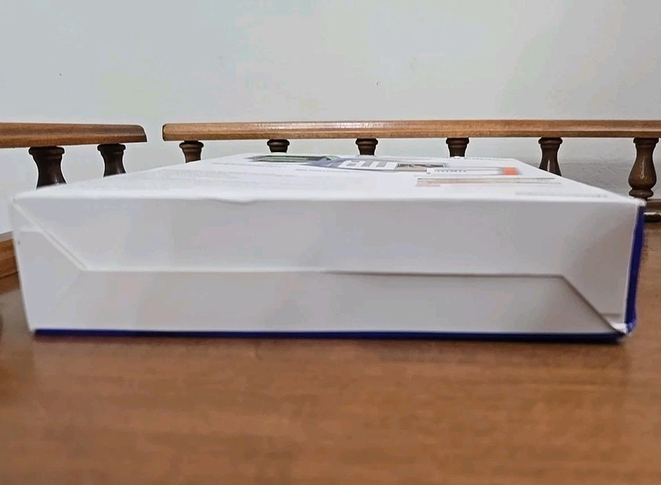 Actualización OEM Windows Me Millennium Edition Step Up NUEVO - Desgaste de caja de luz Foto 4 de 4