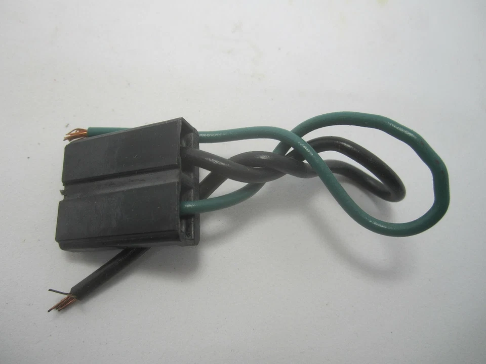 75-83 AMC 67-01 GM 70-80 Mopar 73-80 Ford conector elétrico NIEHOFF LS709 S85 - Imagem 3 de 4