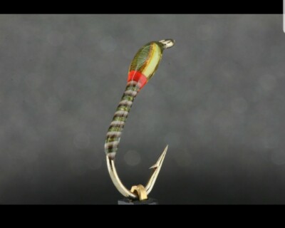3x olive  BUZZER sunburst Cheeks Flies barbed Size 14. Tied in the UK 