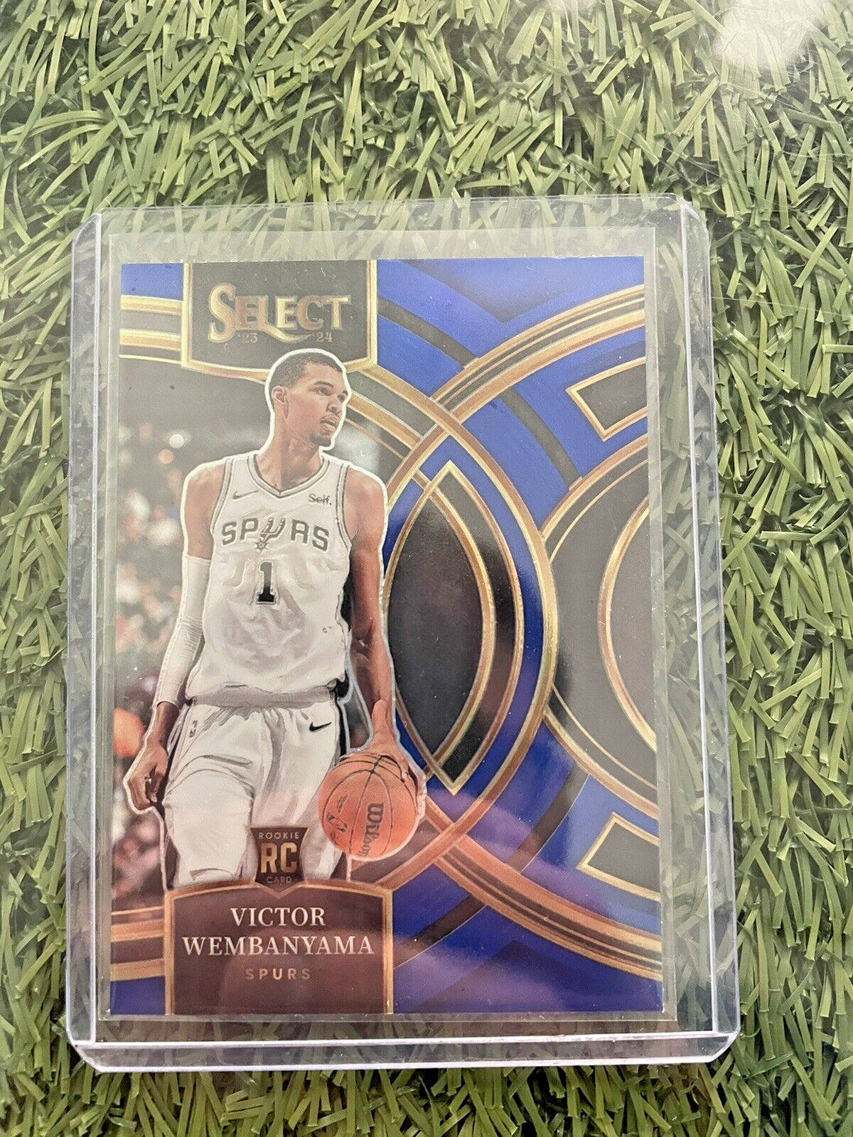 2023-24 Panini Select VICTOR WEMBANYAMA Premier Level Blue Prizm 