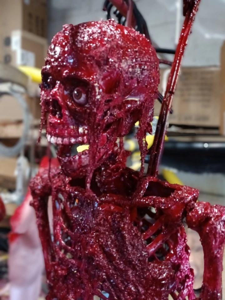 New! GORY SKELETON on HOOK Halloween Props, OOAK by: MADMATSHORRORSHOP - Image 2 of 4