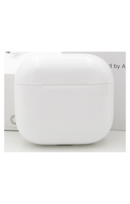 Original Apple AirPods 4 with ANC Charging Case -- A3059 (No