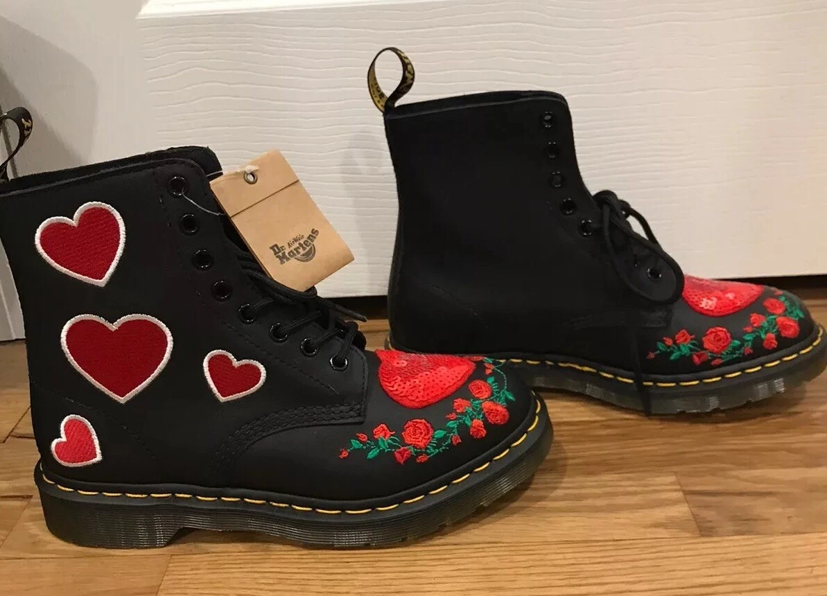 1460 pascal sales sequin hearts