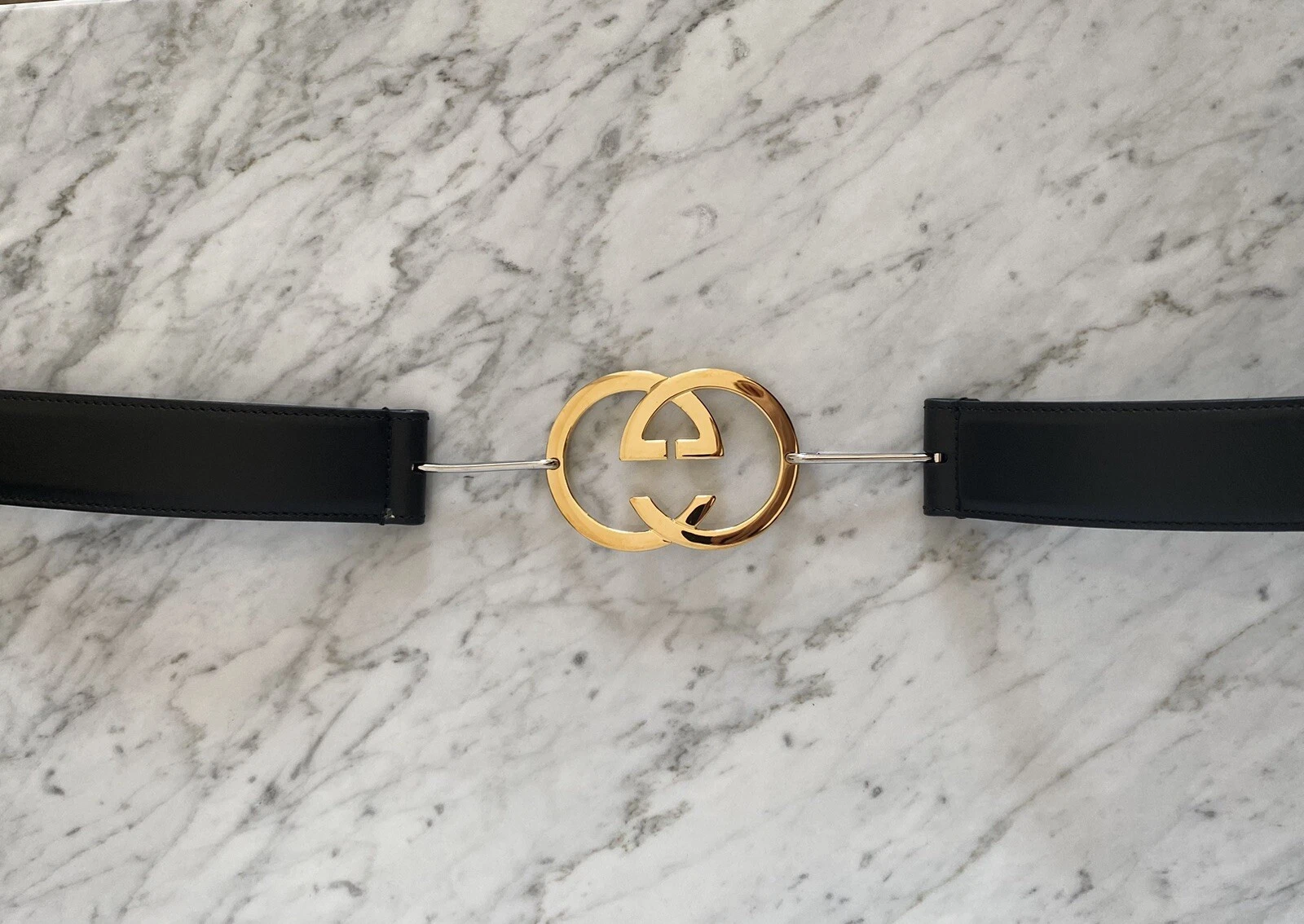 Gucci GG Leather Belt   Size 70
