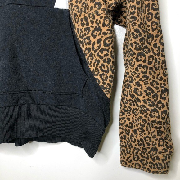 AEO Leopard Colorblock Half Zip Pullover Sweatshi… - image 4