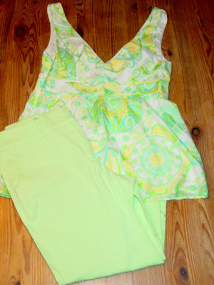 Lilly Pulitzer Lime Green Pants Cropped Capris Floral Paisley Print Top Set-4