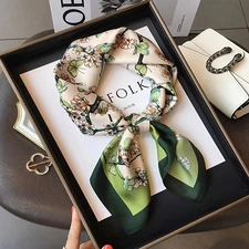 27.5" Green Floral Print Square Scarf – Lightweight Simulated Silk Kerchief