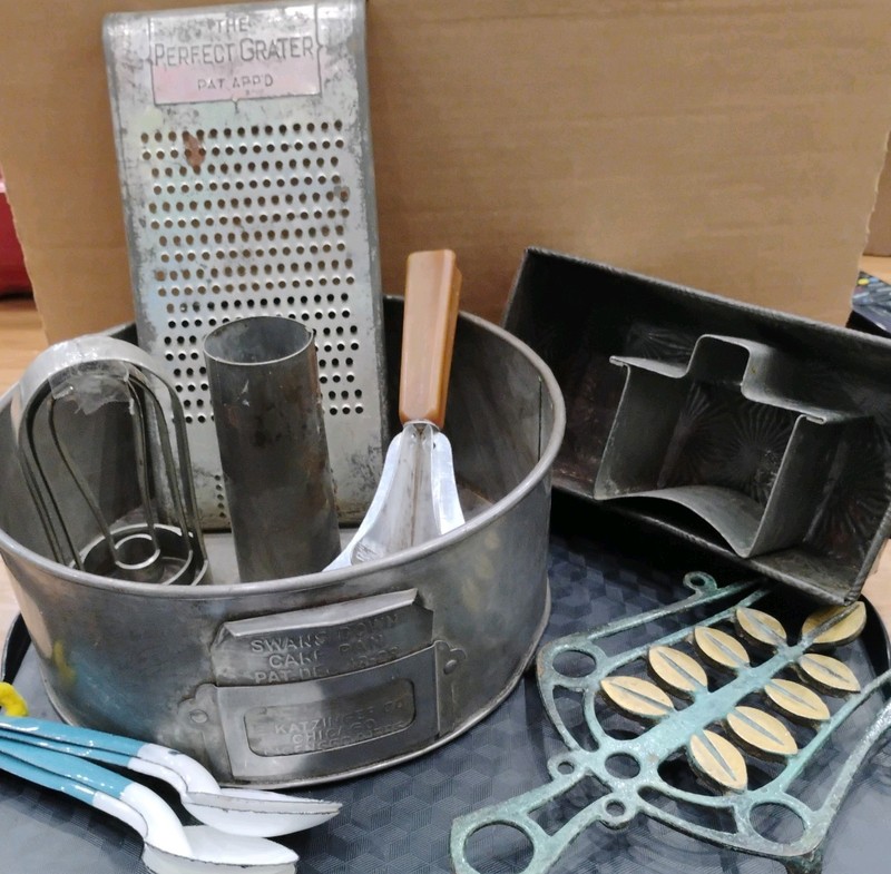 Lot Antique Primitive Kitchen Utensils Cake pans Trivet cookie cutters chopper +