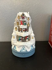 2016 HALLMARK MAGIC ORNAMENT SOUND, LIGHT & MOTION ~WINTER WONDERLANd