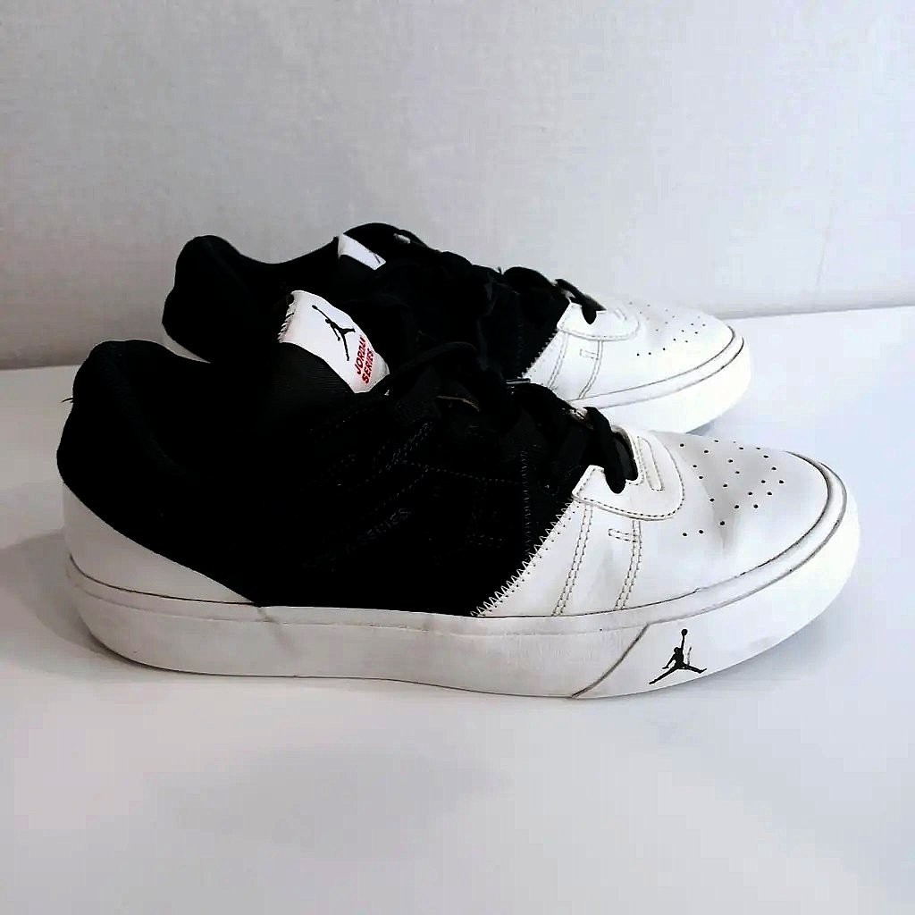 Nike Jordan Mens EU 42.5/US 9/UK8 Leather &Suede Sneakers Low-Top Jordan Series thumbnail 2