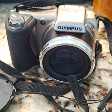 Olympus SP-600UZ 12MP Bridge Camera 15x Zoom IS 2.7in USB Silver/Black