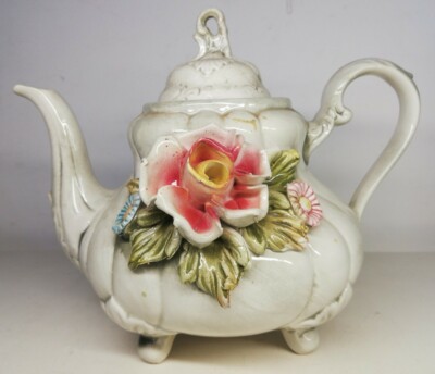 Ceramic teapot made in Italy floral decor vintage 20th century H18 cm 