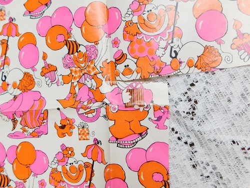 THREE SHEETS VINTAGE 1960's GIFT WRAP WRAPPING PAPER CIRCUS CLOWNS & COWBOYS - Picture 6 of 7