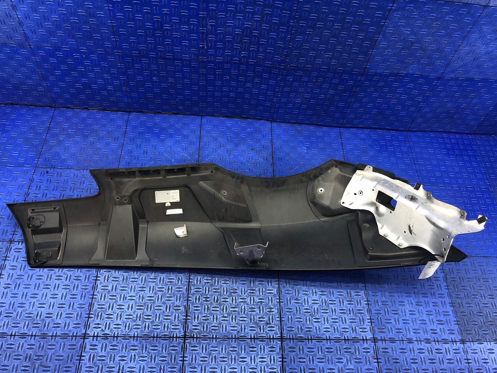 2011-2015 AUDI R8 CONVERTIBLE REAR LEFT QUARTER PANEL TEAK BROWN 427809605 OEM