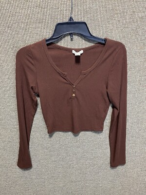 Bozzolo Crop Top Womens M Brown Ribbed V-Neck Button Accent Long Sleeve Fitted