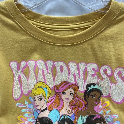 Disney Princess Kindness Grows From Within Tshirt Women’s 2XL Yellow - Picture 13 of 20
