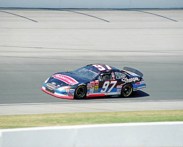 2002 Rubbermaid Ford 97 Car KURT BUSCH Glossy 8x10 Photo Print NASCAR