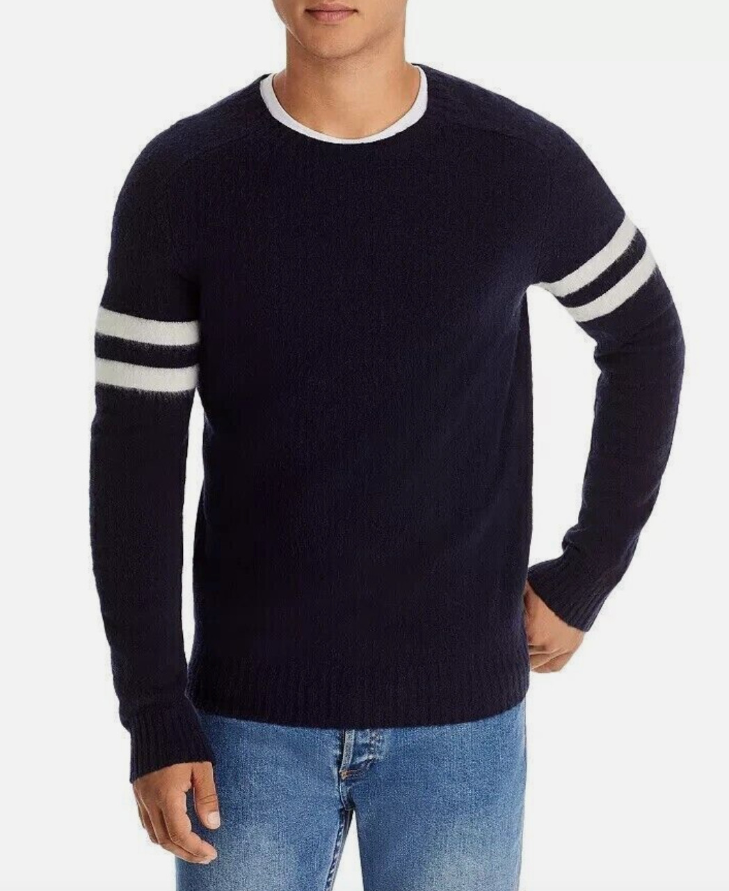 НОВЫЙ темно синий свитер с рукавами в полоску из дизайнерской шерсти мериноса от магазина W TAGS для мужчин 13490₽