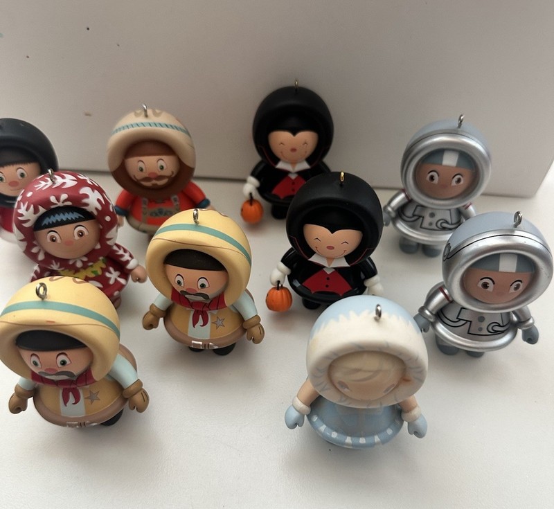 Hallmark Keepsake Frosty Mystery Ornament Lot Of 10 - Vampires , Astronauts 2012