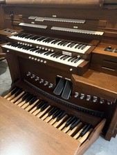 Allen 600-D Organ w/ 32-note AGO Pedalboard, Allen Speakers Bench