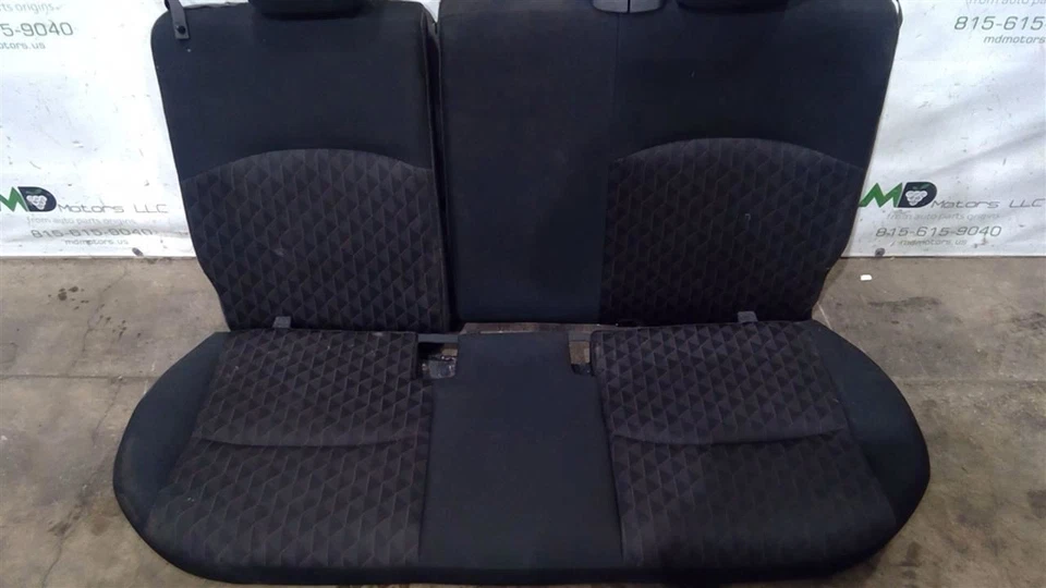 ASIENTOS TRASEROS MITSUBISHI MIRAGE 2014-2024 6912B126XA 6902C444XA 6902C443XA 6912B229 Foto 2 de 4