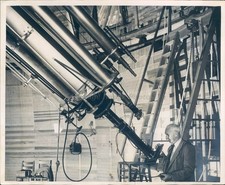 1955 Business Man Ladder Chairs Equipment Suit Vintage Newspaper Press Photo