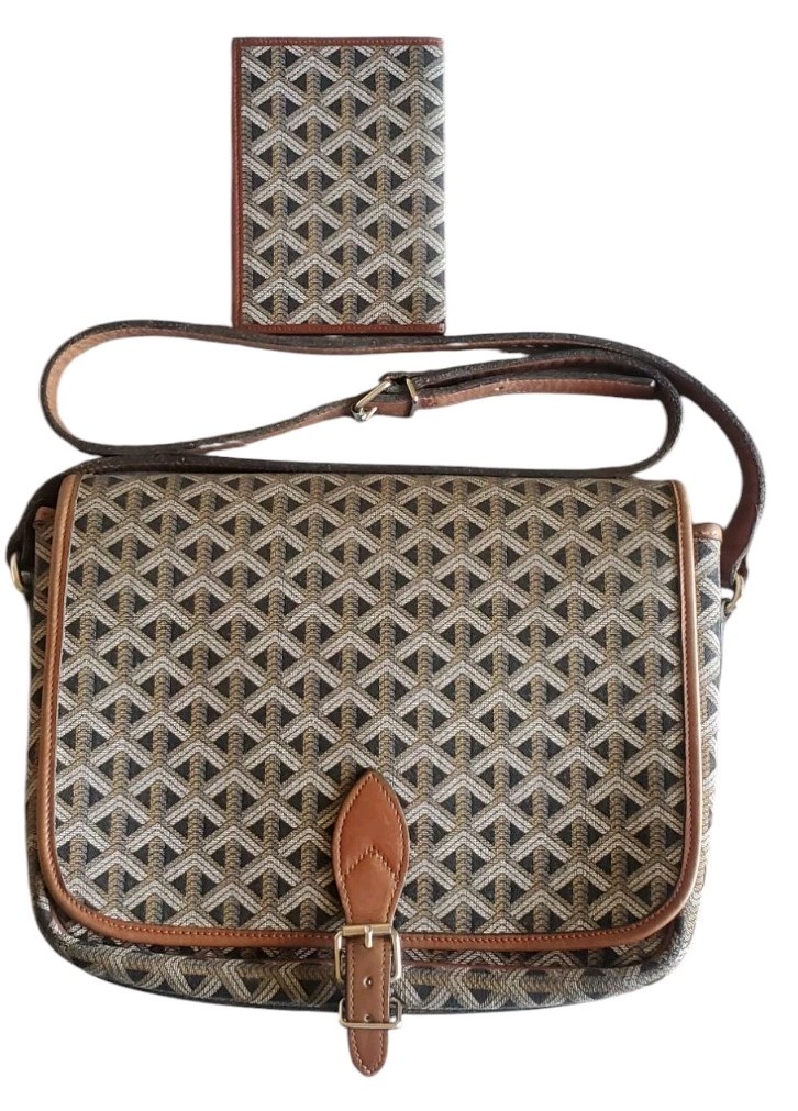 バッグ GOYARD Rare Authentic Goyard Vintage 1970s Crossbody Bag with