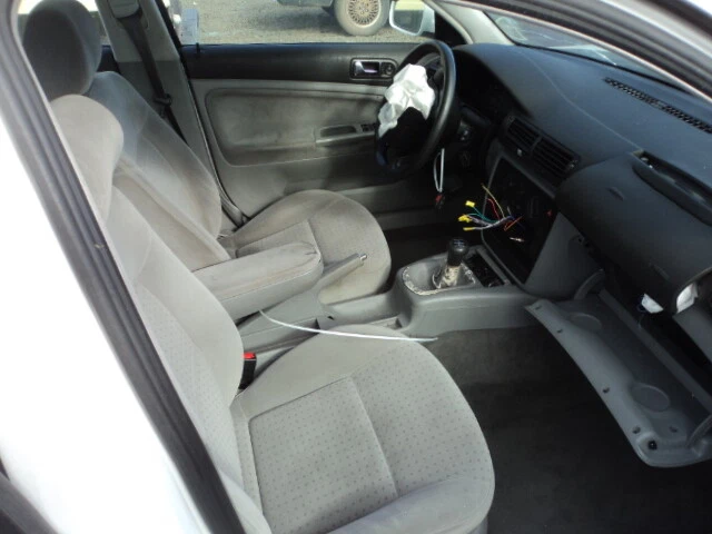 Medidor de velocímetro usado se adapta a: Volkswagen Passat 1998 clúster MPH gasolina 160 MPH Foto 3 de 4