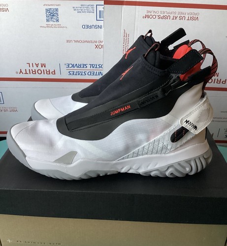 jordan proto react white black