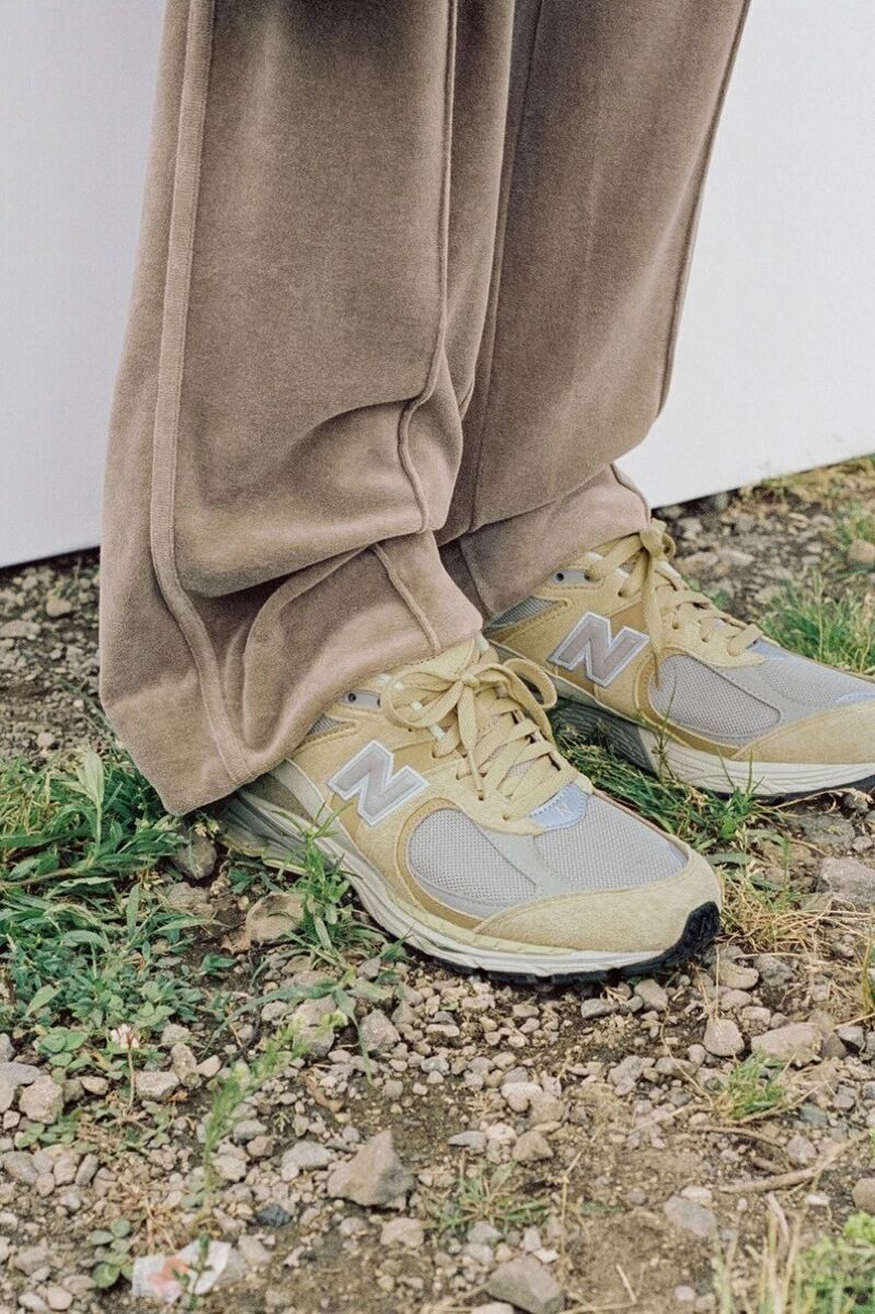 New Balance 2002R AURALEE Yellow Beige BRAND NEW M2002RE1 | eBay