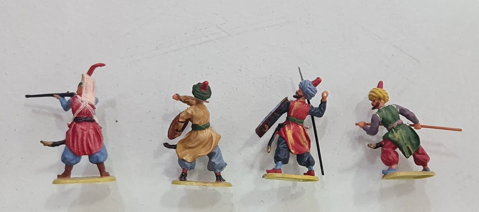 4 Vintage West German Elastolin 60s TURKS OTTOMAN 40 MM figures - Image 2 of 2