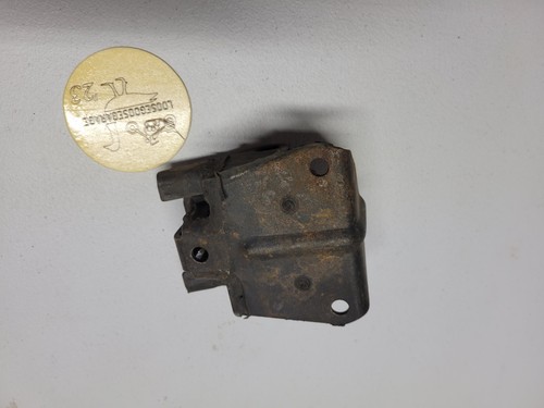 88-05 Chevrolet GMC S10 Blazer Jimmy OEM Motor Mount 22112387 Caprice 4.3L V6 - Picture 7 of 10