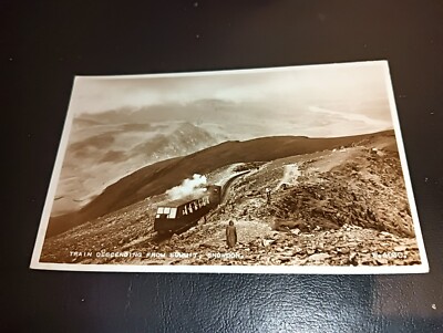 Zug absteigend von Snowdon Summit, LLANBERIS, Caernarvonshire RP