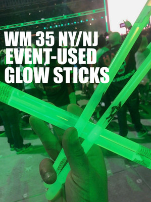 EVENT USED GLOWSTICKS WRESTLEMANIA 35 OF 41 DX 2019 WWE HALL OF FAME NEW YORK NJ