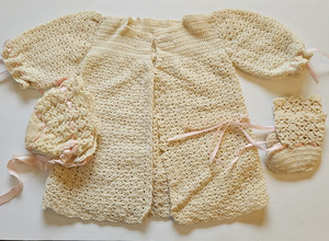 VTG Handmade Crochet Infant Baby Set Sweater/Coat Bonnet Booties Cream READ