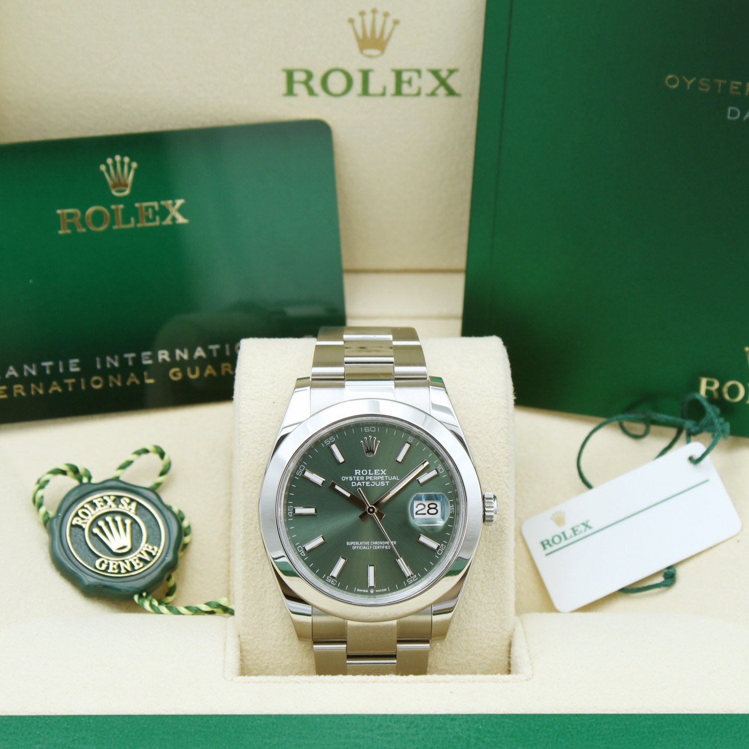 Rolex Datejust 41 126300 Mint Green Dial Steel Oyster Smooth 2024 Box & Papers