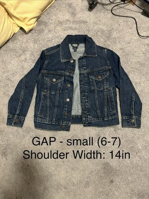 Gap Kids Denim Jacket 100% Cotton Size 6-7 Long Sleeve Button Closure