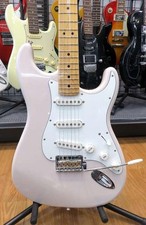 Fender Hybrid II Stratocaster E-Gitarre Erle Korpus Single Coil