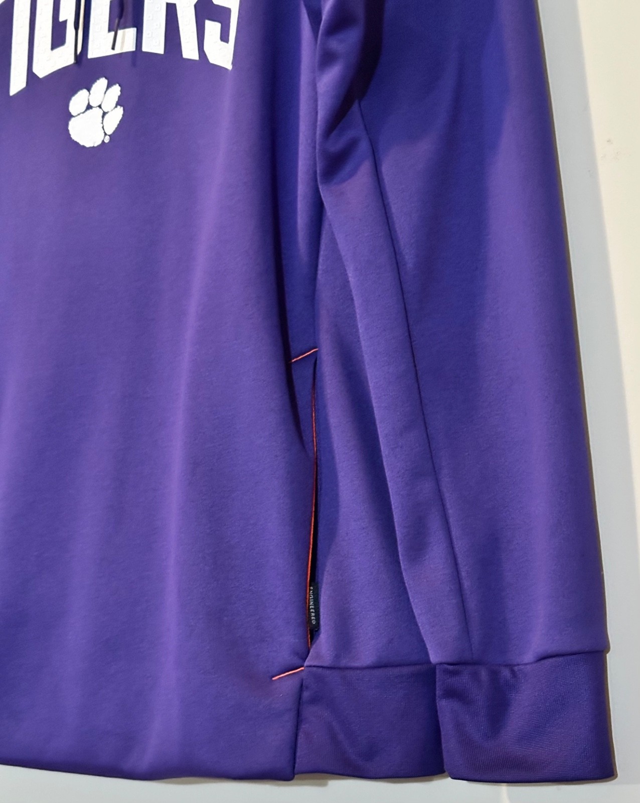 Nike Therma Fit Clemson Tigers Hoodie Men’s Size Medium Purple Hooded Sweatshirt thumbnail 5