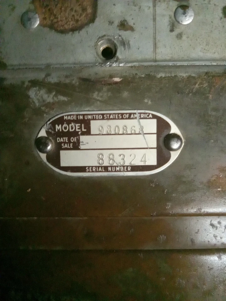 Rádio AM PB Buick 1950-51 Special, Super, Roadmaster Sonomatic 6VBuick 980868 - Imagem 2 de 4